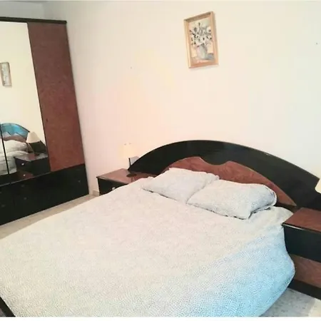 Guest house Double In Shared With Parking Almunecar